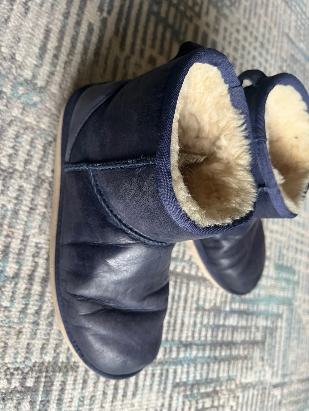 UGG Classic Mini Leather Boots Women’s 6 Indigo Blue Shearling 1004926